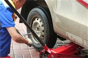 尖草坪附近拖车24小时服务热线电话